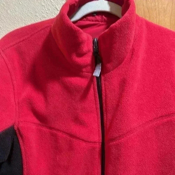 Reversible windbreaker fleece jacket. Size large. - Picture 4 of 7
